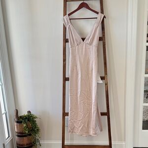 Elegant Cream Women's Midi Dress